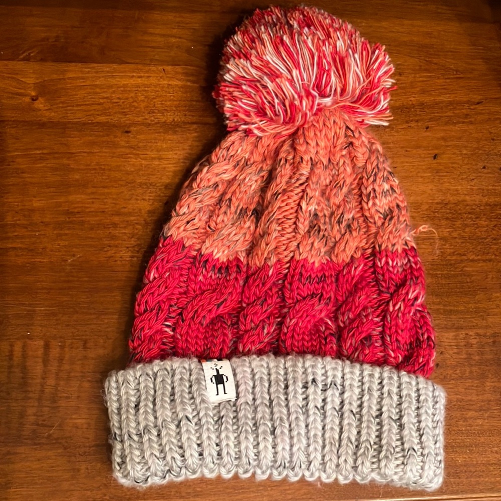 NWOT SMARTWOOL merino wool blend cable knit pom hat vibrant isto retro beanie